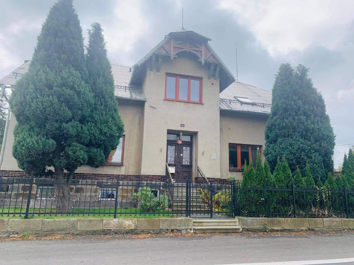 Penzion u Laštůvků Šluknov Esterno foto